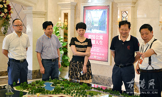 原省委常委温州市委书记张友余到龙港参观访问