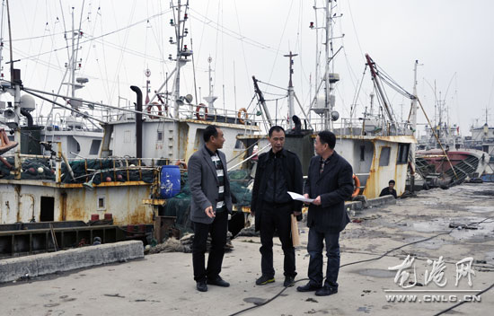 春节前,龙港农业局开展渔船安全生产大检查