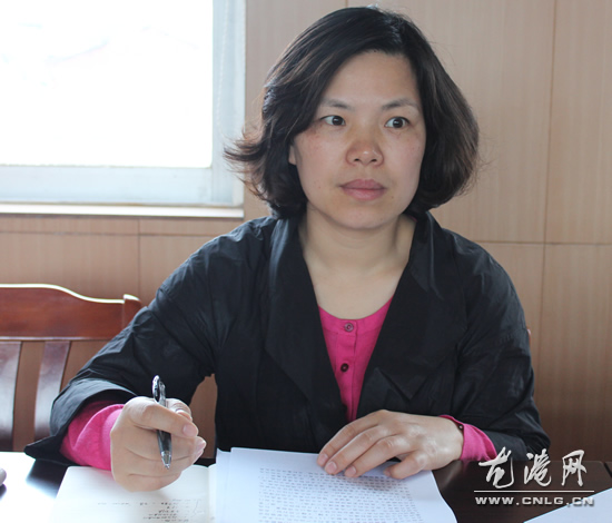 丁振俊督查湖前社区:完善社区社会化服务功能