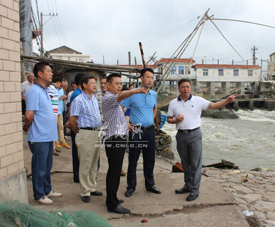 麻胜聪来龙港督查一打三整治专项行动