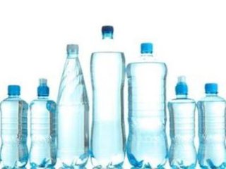 权威辟谣:饮用纯净水会形成酸性体质是谣言 