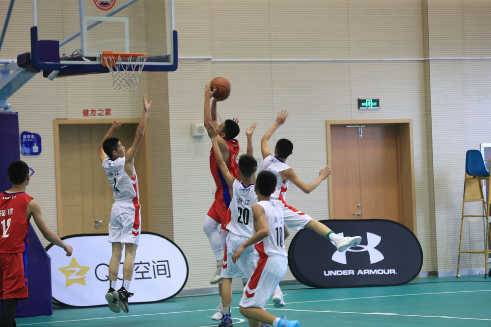 2019全国校园篮球冠军赛大区赛在龙港体育馆比赛高清图集