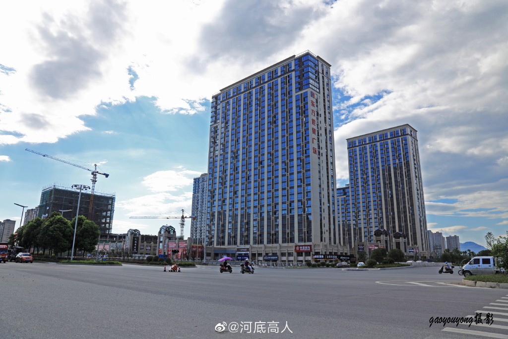 这么美的龙港街景你们见过吗？  gaoyouyang摄影 新浪微博@河底高人