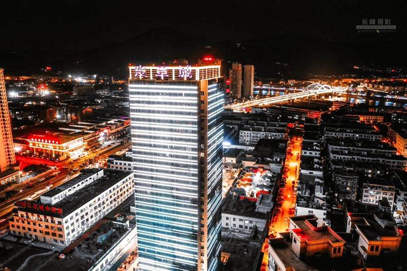 龙港大道城市夜景图集 摄影：池长峰