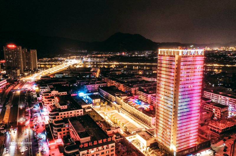 龙港大道城市夜景图集 摄影：池长峰