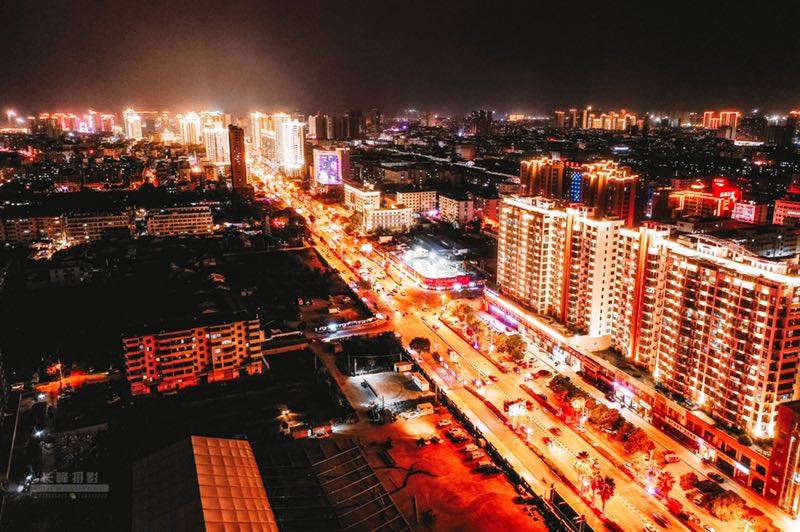 龙港大道城市夜景图集 摄影：池长峰