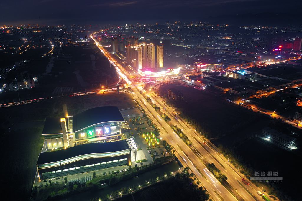 龙港新鸿世纪广场夜景航拍 摄影：池长峰