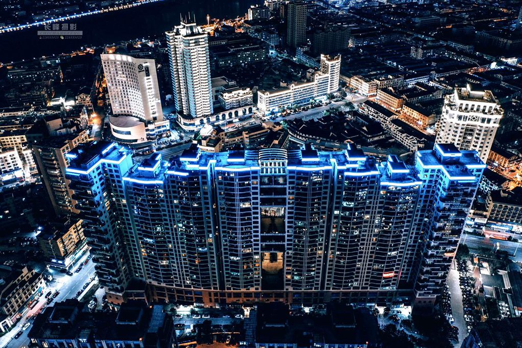 从未见 龙港如此安静美丽   摄影：池长峰