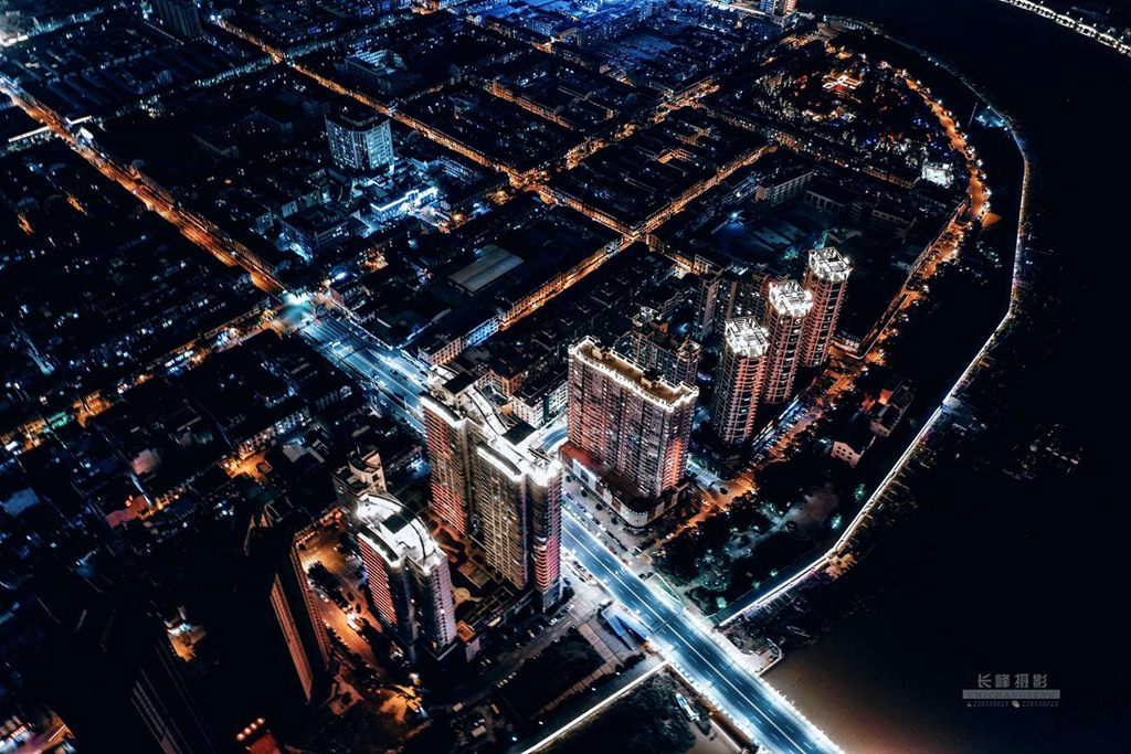 从未见 龙港如此安静美丽   摄影：池长峰