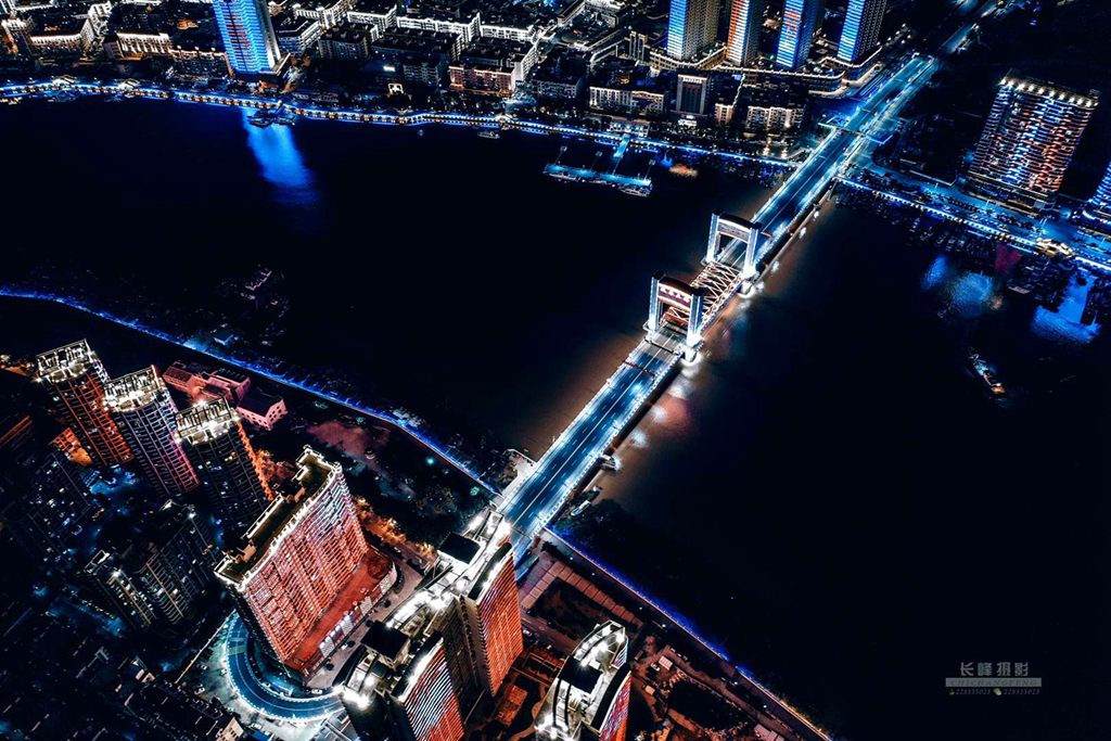 从未见 龙港如此安静美丽   摄影：池长峰