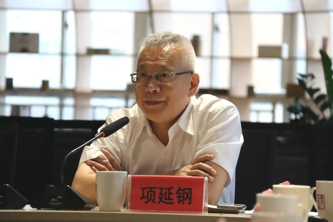龙港市政协副主席项延钢 龙港市政协副主席项延钢