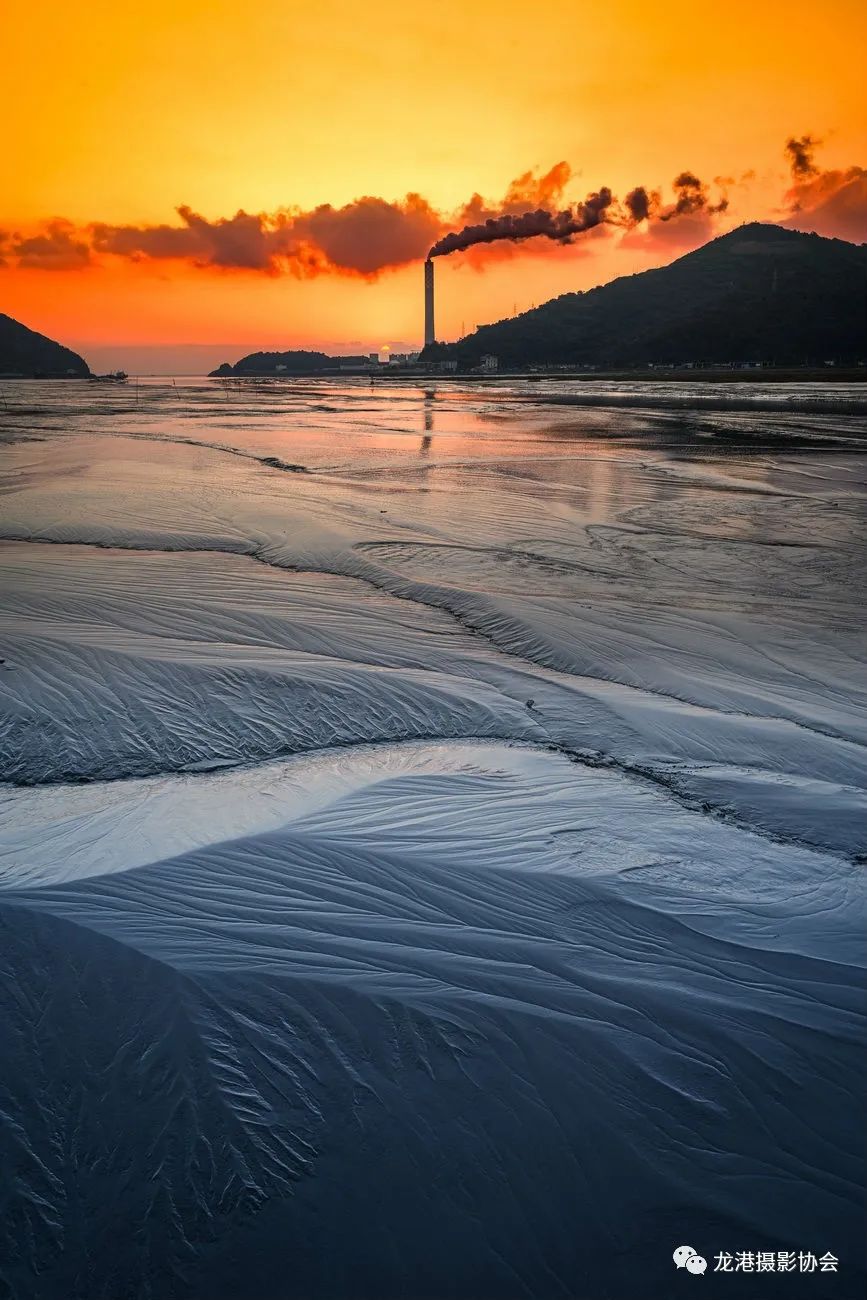 黄孝凯 摄 《滩涂的纹理》 