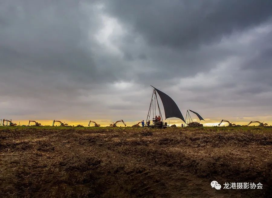 李肖丞 摄 《启航》