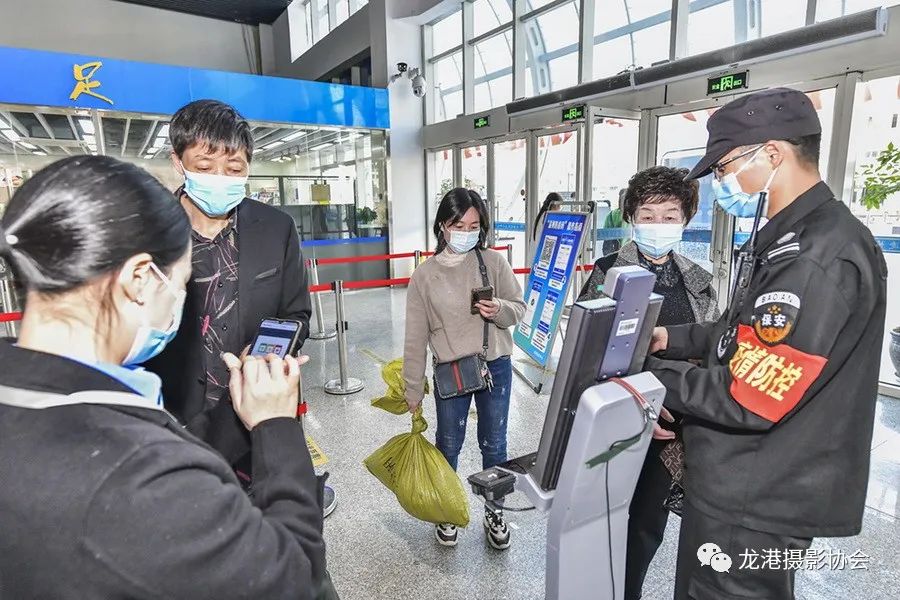 陈敬刚 摄 《龙港交运》组照