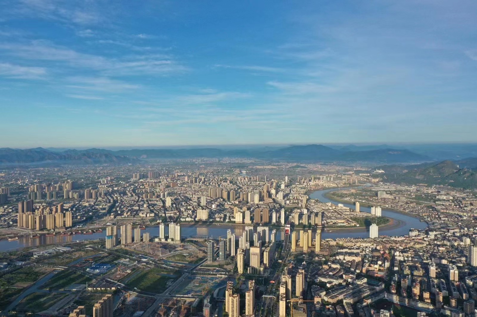 龙港全景图  摄影：陈东册