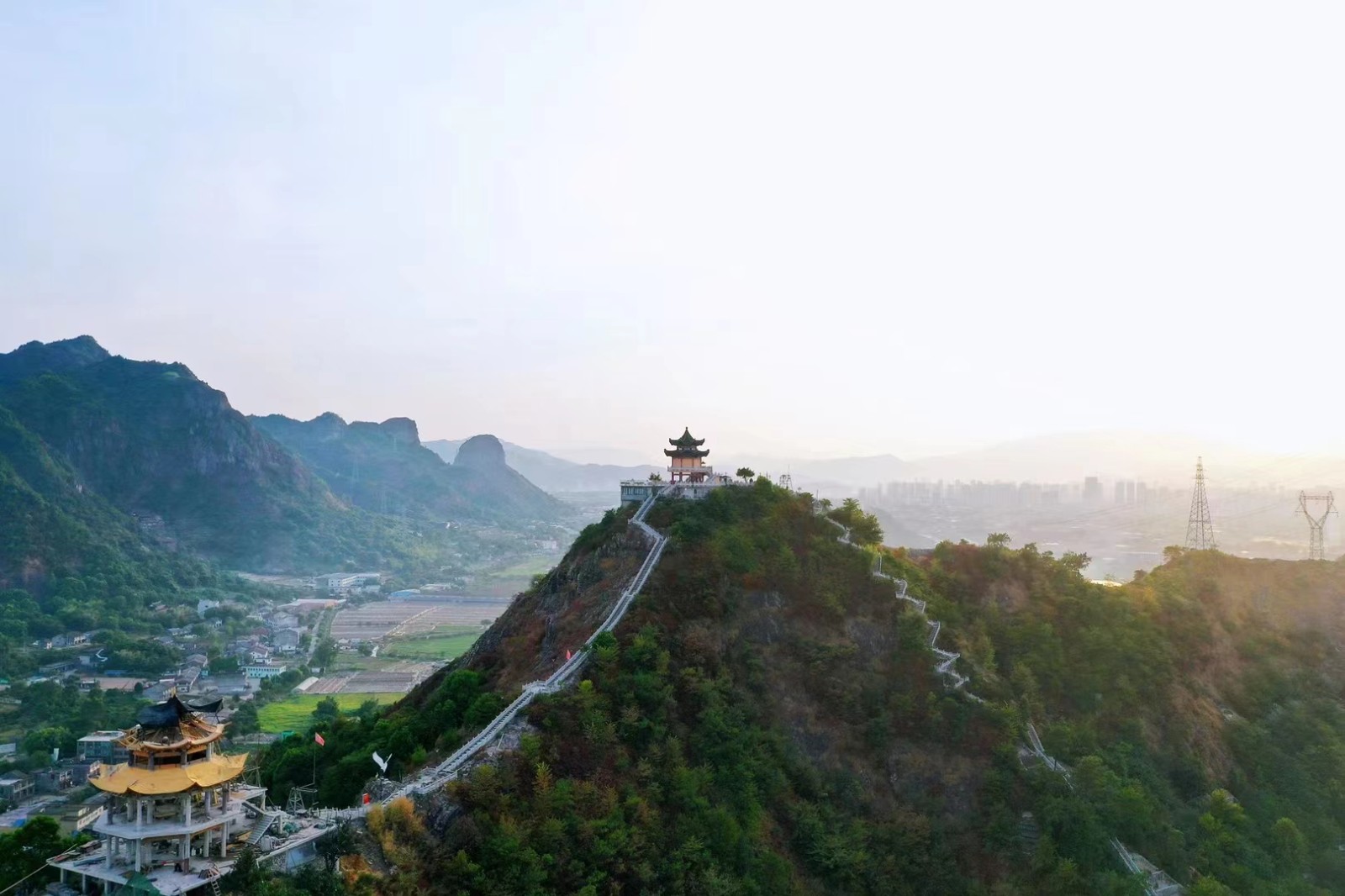 龙之美  摄影：陈东册