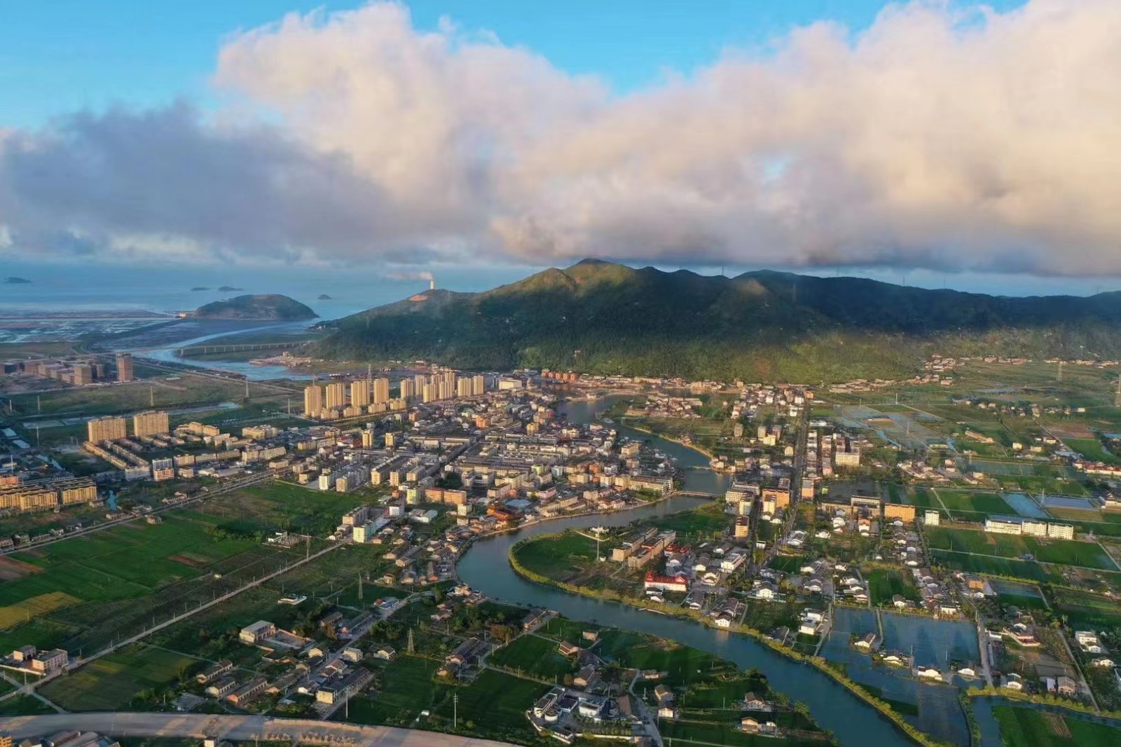 龙港全景图  摄影：陈东册