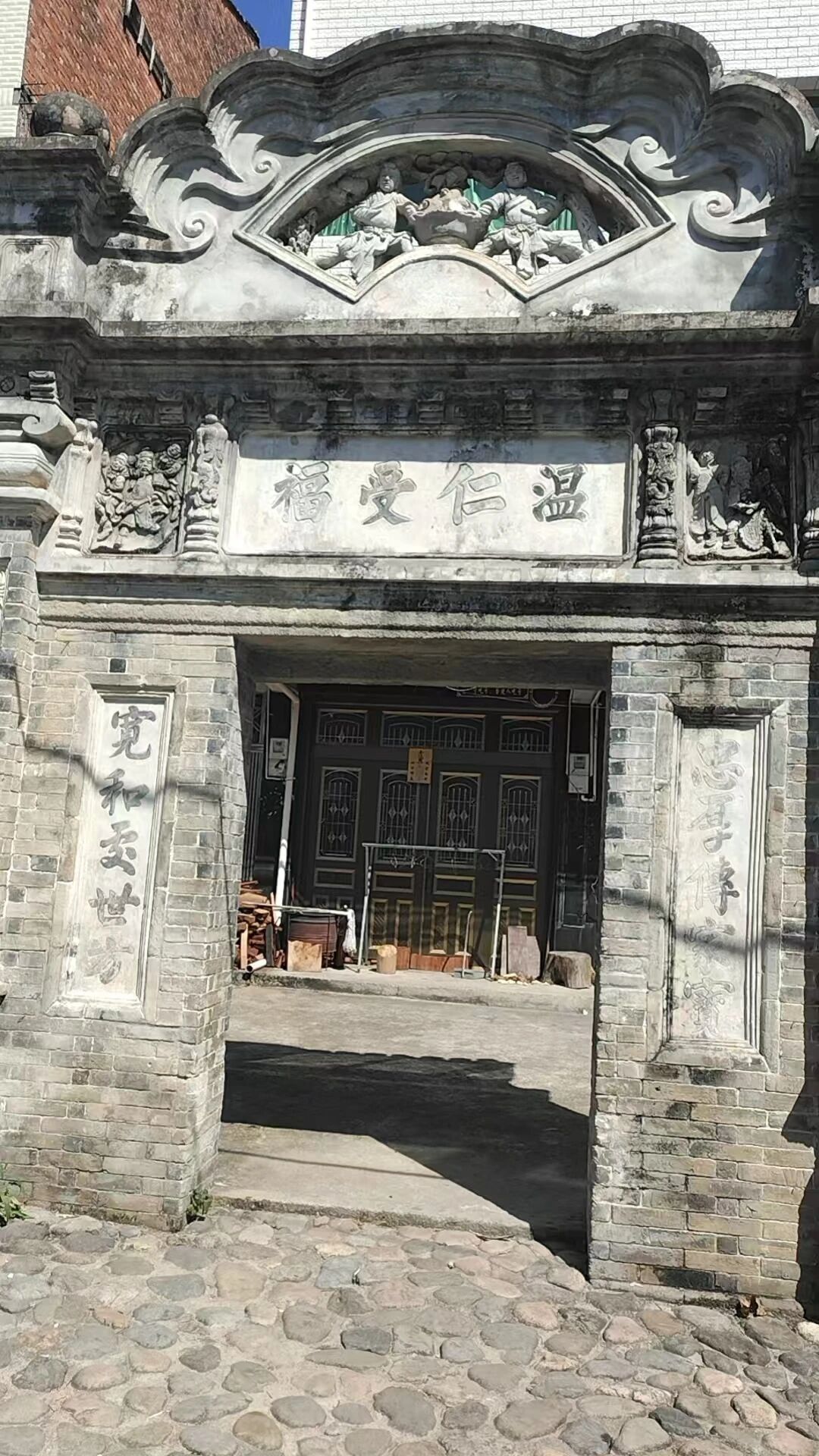 微信图片_2025-10-19_020357_152.jpg