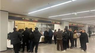 这个春节，龙港年轻人都在为父母做一件事：城乡居保提档补差