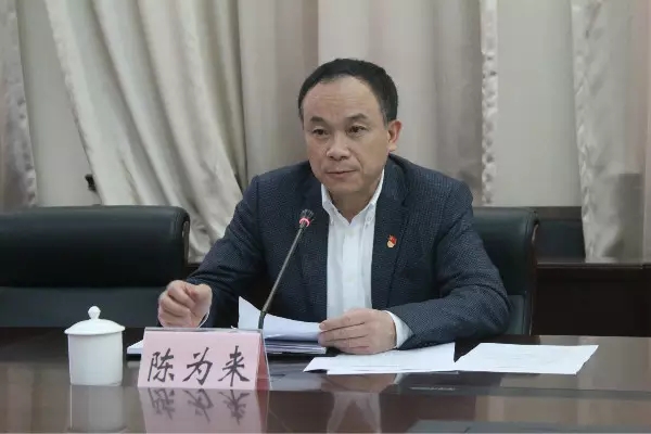县民政局局长上官光子,县委两新工委副书记缪朝阳一行来龙港调研村级