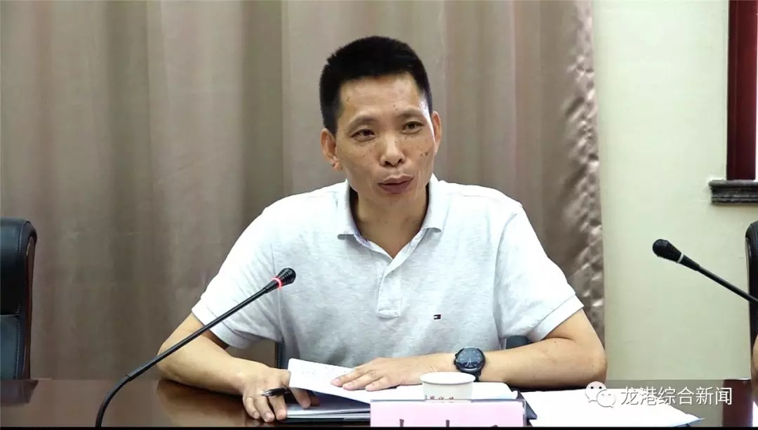 龙港镇人大开展城市交通冶堵及基础设施建设视察活动
