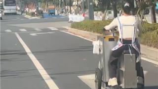 美女驾“车”一路“拉风”回头率100%