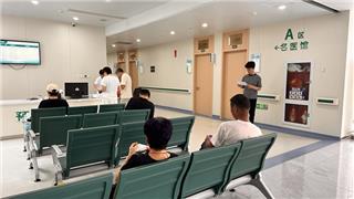 院士返乡坐诊龙港中医院 家门口看上“名医号”成百姓日常